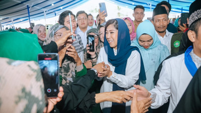 Kemkomdigi Salurkan 6,5 Ton Paket Sembako di Wilayah Paling Terdampak Bencana Banjir Deli Serdang