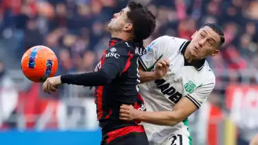 Kapten Timnas Indonesia, Jay Idzes saat Menghadapi AC Milan