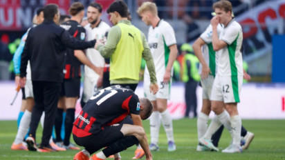 Gara-gara Jay Idzes Cs, Fans AC Milan Murka Usai Gagal Menang Lawan Sassuolo: Taktik Allegri Aneh!