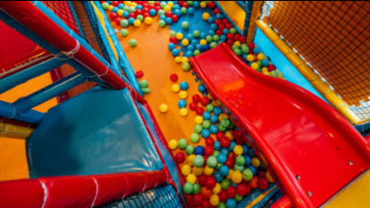 Tak Perlu Khawatir Cuaca! Ini Tips Paksu & Bunda Memilih Arena Bermain Indoor Anak yang Aman dan Seru