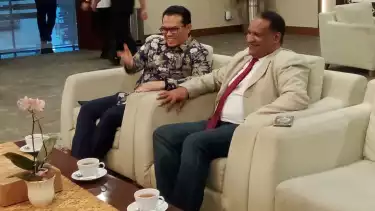 Wamenlu Libya Emhemed Saieed Ali Zidan bersama Direktur Timur Tengah Kementerian Luar Negeri (Kemlu) RI Ahrul Tsani Fathurrahman