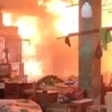 Modal Dagang Ludes, Uang Tunai Ikut Terbakar Saat Kios Pasar Kramat Jati Dilalap Api