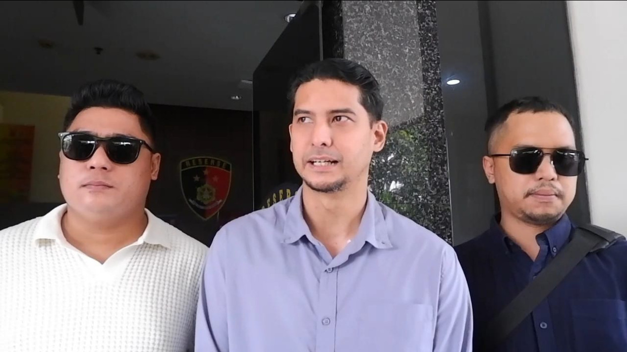 Ketum Viking Penuhi Panggilan Polda Jabar Terkait Kasus Penghinaan oleh Konten Kreator Resbob
            - galeri foto