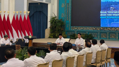 Prabowo Geram Pejabat “Wisata Bencana” di Sumatera Datang Cuma Foto-foto: Rakyat Jangan Dijadikan Objek!