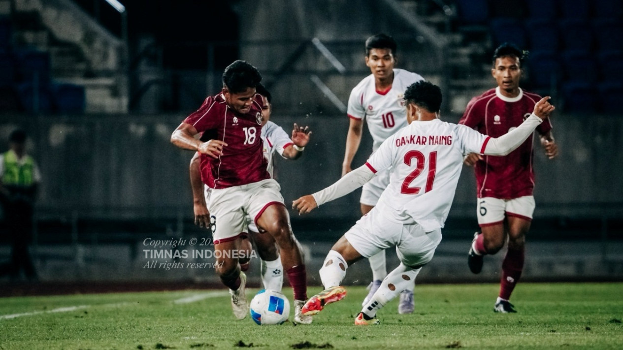 ‎Gagal Total di SEA Games 2025: Indra Sjafri Minta Maaf, Zainuddin Amali Singgung Masalah TC Timnas Indonesia U-22
            - galeri foto
