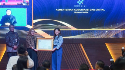 Menkomdigi Raih OPSI KIPP 2025