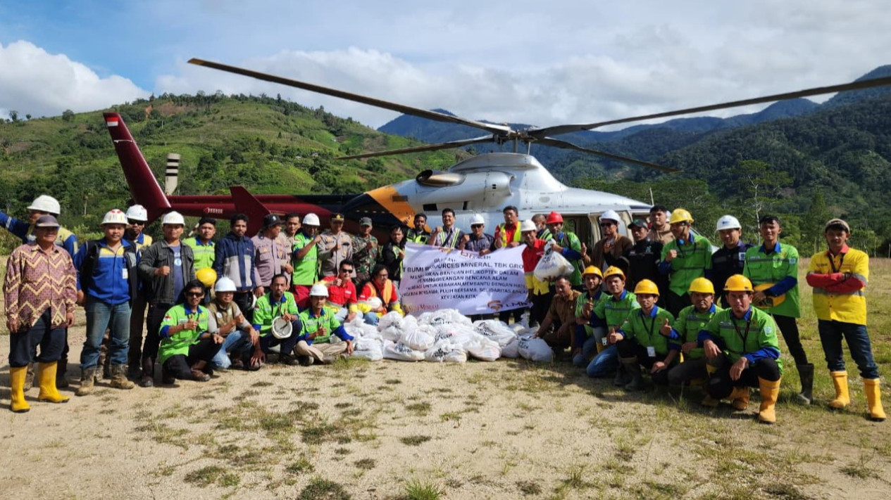 Saat Jalur Darat Lumpuh, Gayo Mineral (GMR) Kerahkan Bantuan dengan Helikopter ke Wilayah Terisolasi di Tanah Gayo
            - galeri foto