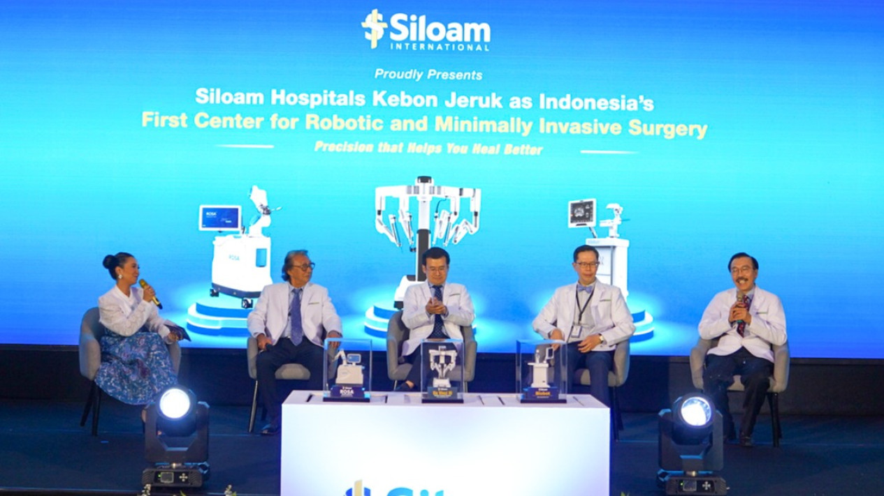 Teknologi Bedah Robotik Mulai Diterapkan di Indonesia
            - galeri foto