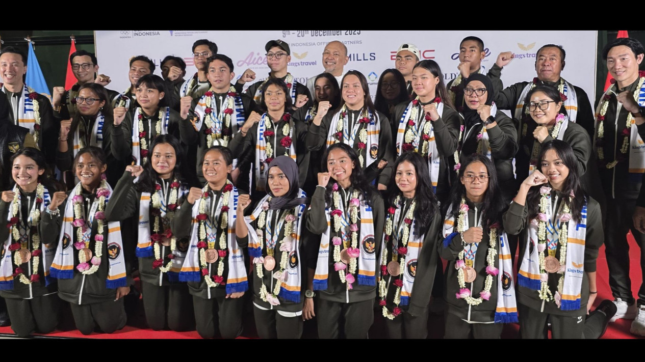 Tim Akuatik Indonesia Tiba di Tanah Air dengan Prestasi Gemilang di SEA Games 2025, Raih Tiga Emas dan Total 13 Medali dari Cabor Renang dan Renang Artistik
            - galeri foto