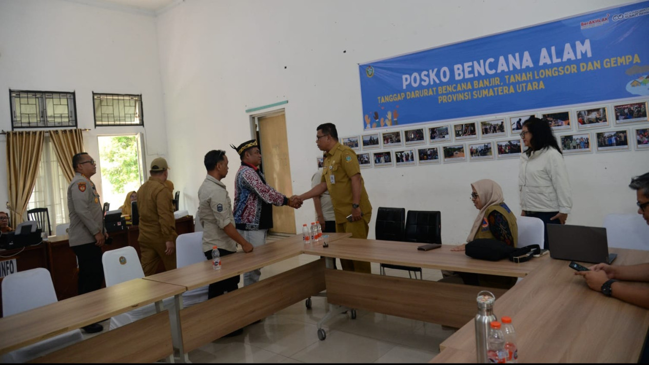 Pemprov Kalteng Distribusikan Langsung Bantuan Rp9 Miliar ke Tiga Provinsi Terkena Bencana Banjir Bandang
            - galeri foto