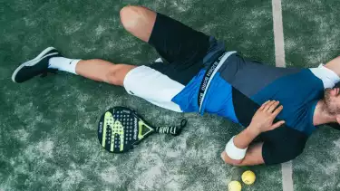 Ilustrasi lapanagan padel berpasir