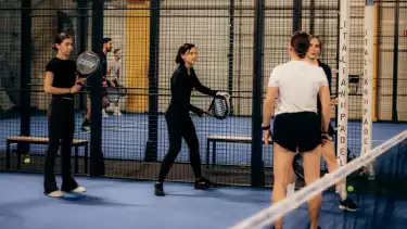 Ilustrasi olahraga padel