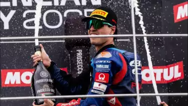 Yamaha mulai melirik Izan Guevara sebagai kandidat kuat untuk naik ke kelas MotoGP pada musim 2027.
