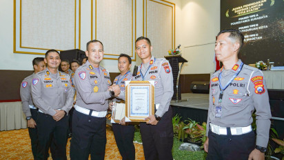 Polres Mojokerto Juara I Jatim Tindak Pelanggar dengan ETLE Mobile