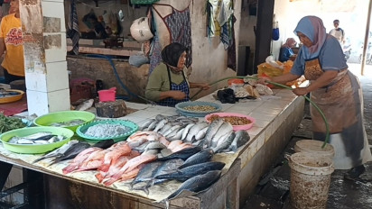 Cuaca Buruk, Harga Ikan di Pasar Tradisional Pati Melonjak