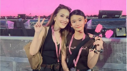 Senandung Doa 'Ya Allah Lindungi Bilqis' Viral, Begini Reaksi Lucu Putri Ayu Ting Ting