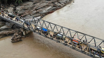Banyak Rel Tersapu Banjir Sumatera, Menhub Kaji Anggaran Pengadaan Rel Kereta Baru