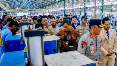1.500 Buruh di Pemalang Akhirnya Bekerja Lagi Usai Pabrik Garmen yang Sempat Pailit Kembali Beroperasi
