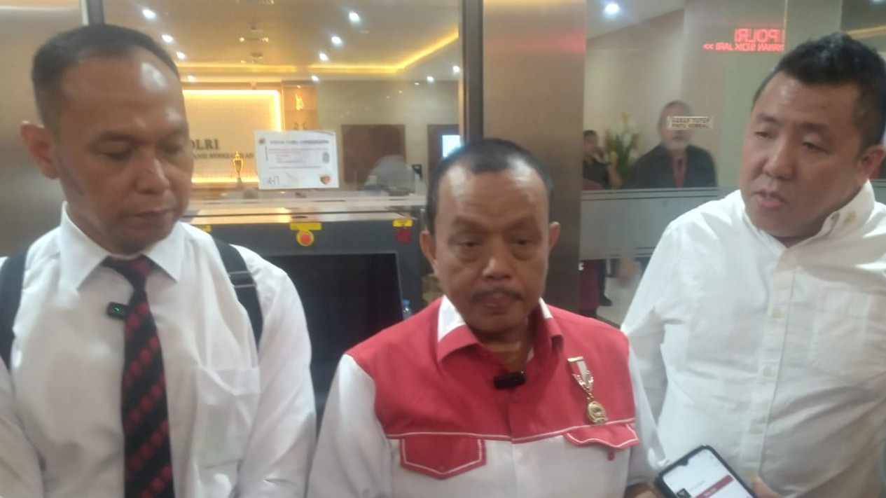 Bareskrim Polri Didesak Segera Limpahkan Dua Tersangka Penipuan Pembelian Lahan di Batam ke Kejaksaan
            - galeri foto