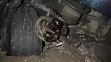 Potret ban mobil ditumpangi kru NDX AKA ringsek