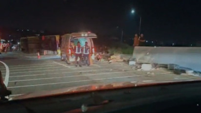 Update! Korban Meninggal Dunia Kecelakaan Bus di Tol Krapyak Semarang Bertambah Jadi 16, SAR Akui Proses Evakuasi Berjalan Cukup Sulit