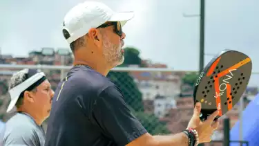 Ilustrasi olahraga padel