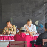 Petani di Brebes Mengeluh Bawang Bombai Mini Tanpa Izin Buat Anjlok Harga Bawang Merah