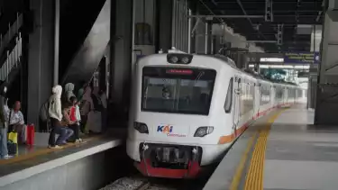 Kereta Commuter Line Bandara Soekarno-Hatta