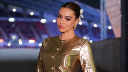 7 Potret Cantik Anchilee Scott Kemmis, Miss Universe Thailand yang Pimpin Parade Defile Indonesia di SEA Games 2025