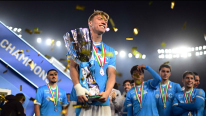 Rasmus Hojlund Sindir MU usai Bawa Napoli Juara Piala Super Italia 2025-2026