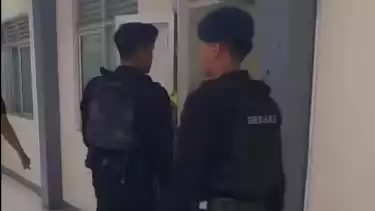 Teror Bom Gegerkan 10 Sekolah di Depok, Tim Gegana Brimob Turun Tangan