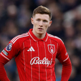 Gebrakan Nekat INEOS, Siapkan Rp1,6 Triliun demi Jadikan Elliot Anderson Jenderal Baru Lini Tengah Manchester United