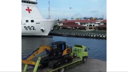 Aksi Kemanusiaan untuk Aceh: 10 Unit Ekskavator Diberangkatkan Haji Isam dari Tanjung Priok