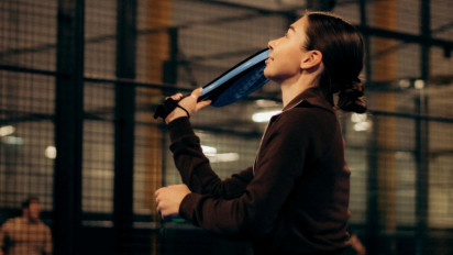 Kenapa Pemula Padel Sering Panik Saat Bola Kena Dinding? Tak Perlu Khawatir, Ini Cara Mengatasinya!