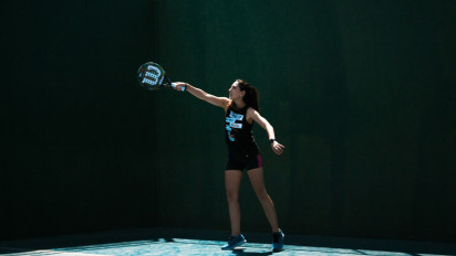 Main Padel Siang vs Malam: Mana Lebih Seru dan Baik untuk Performa?