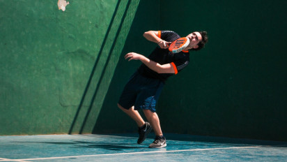 5 Tips Mencegah Cedera Padel Elbow, Salah Satunya Harus Pilih Raket yang Tepat!