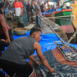 Kisah Penyelamatan Dramatis Tiga Nelayan Indonesia oleh Awak Kapal Tanker Malaysia