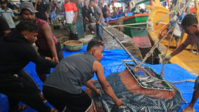 Kisah Penyelamatan Dramatis Tiga Nelayan Indonesia oleh Awak Kapal Tanker Malaysia