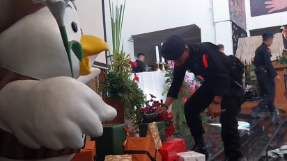 Jelang Misa Natal, Tim Gegana Brimob Lakukan Sterilisasi Sejumlah Gereja di Yogyakarta