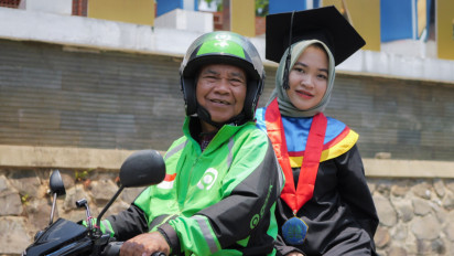 GoTo Naikkan Kuota Beasiswa 5 Kali Lipat: Tak Hanya Anak Driver, Mitra Gojek Juga Bisa Kuliah Mulai 2026