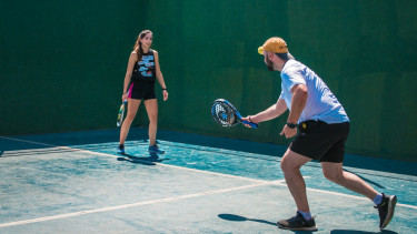 5 Langkah Cara Reservasi Lapangan Padel, Pemula Coba Ikuti Step by Step-nya