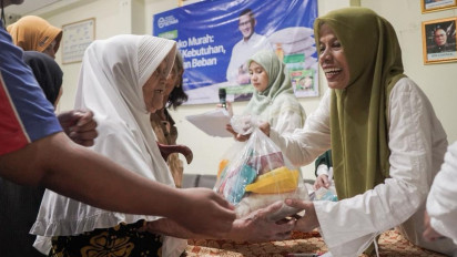 Lonjakan Harga Saat Momen Nataru, Sandiaga Uno Gelar Bazar Sembako Murah di Jakarta Timur