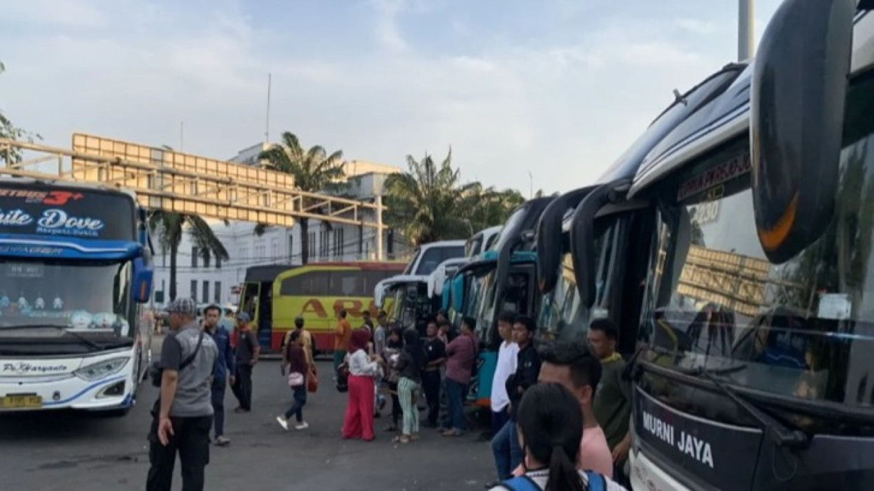 4.637 Penumpang Berangkat dari Terminal Tanjung Priok saat Periode Libur Natal, Mayoritas Tujuan ke Jawa Tengah dan Jawa Timur
            - galeri foto