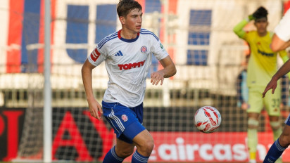 Dapat Lampu Hijau, Inter Milan Selangkah Lagi Dapatkan Bek Monster Kroasia Berusia 18 Tahun Milik Hajduk Split