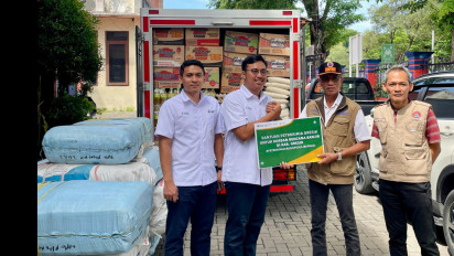 Petrokimia Gresik Salurkan Bantuan 175 Paket Sembako untuk Korban Banjir di Gresik