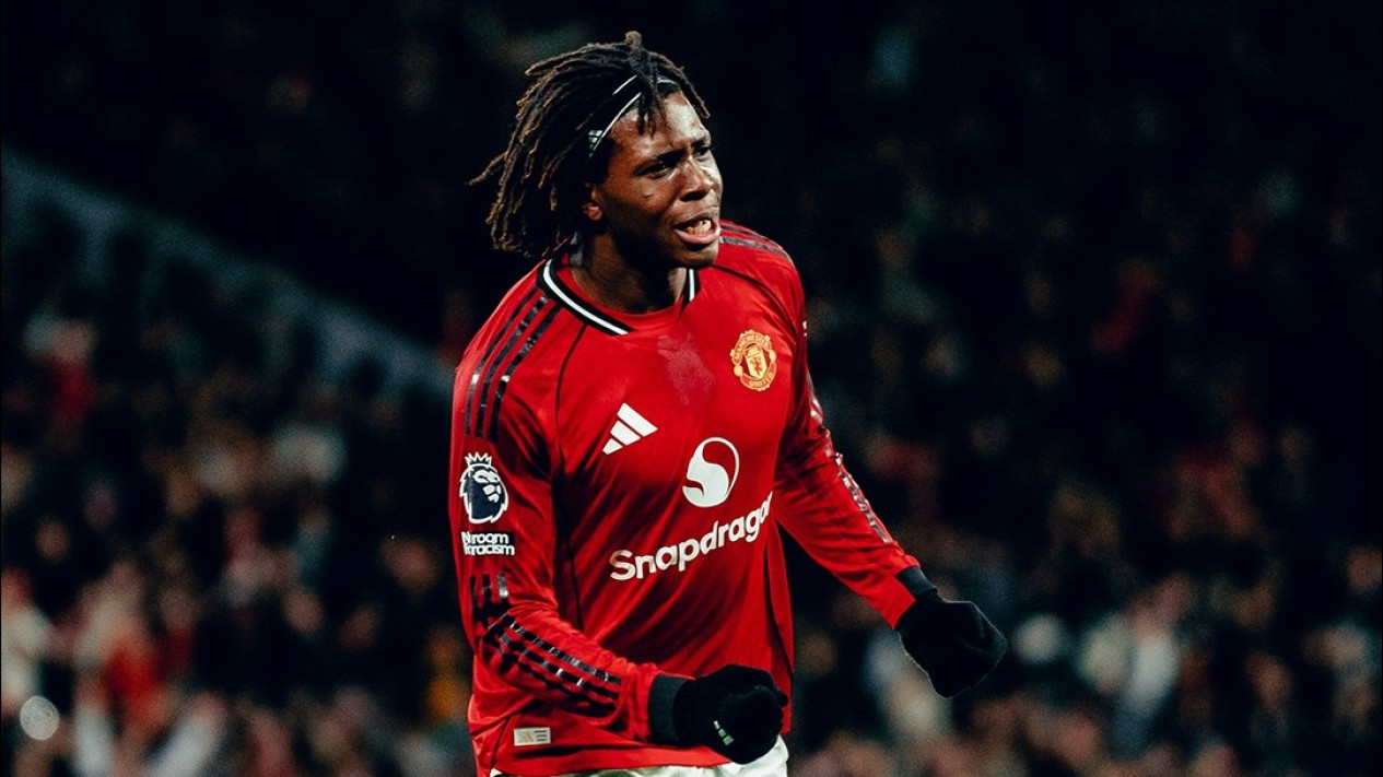 Patrick Dorgu Pecah Telur, Fans Manchester United Sindir Pemain Mahal Liverpool Florian Wirtz yang Masih Seret Gol
            - galeri foto