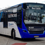 Sedan Tabrak Separator lalu Terseret Bus Transjakarta di Bundaran HI, Polisi Selidiki Penyebab Kecelakaan