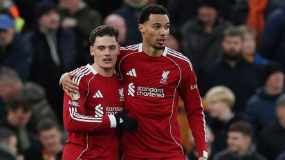 Menang Beruntun dan Salip MU, Liverpool Pertimbangkan Masa Depan Wonderkid 18 Tahun Ini