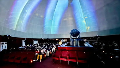 Pemprov DKI Genjot Literasi Sains Lewat Tayangan Astronomi Planetarium Jakarta di TIM