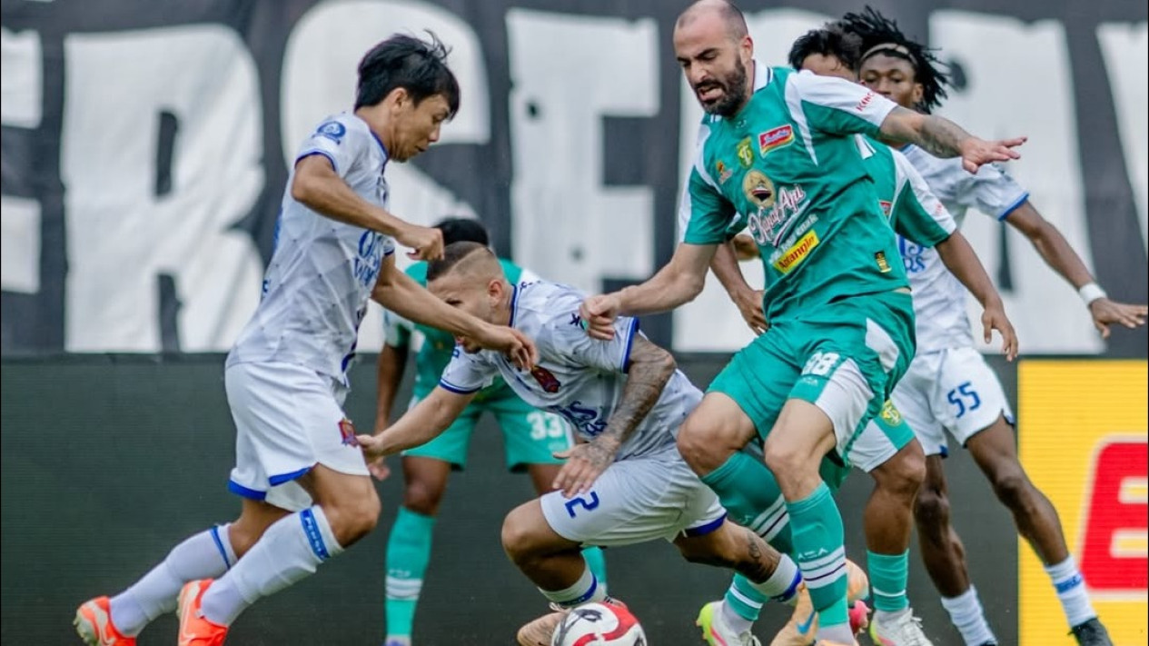 Jelang Debut di Persebaya, Tavares Harapkan Energi Bonek dan Stabilitas Mental di Masa Transisi
            - galeri foto